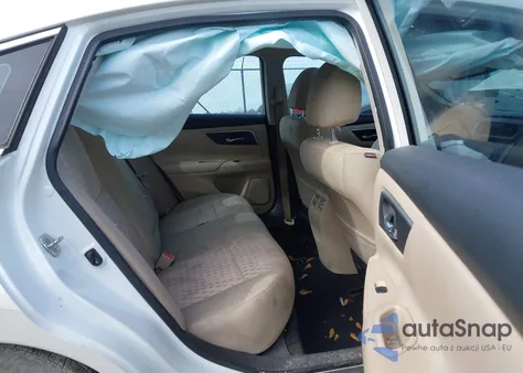 2017 Nissan Altima 2.5 Sv z USA, uszkodzony, nr VIN 1N4AL3AP0HC484647